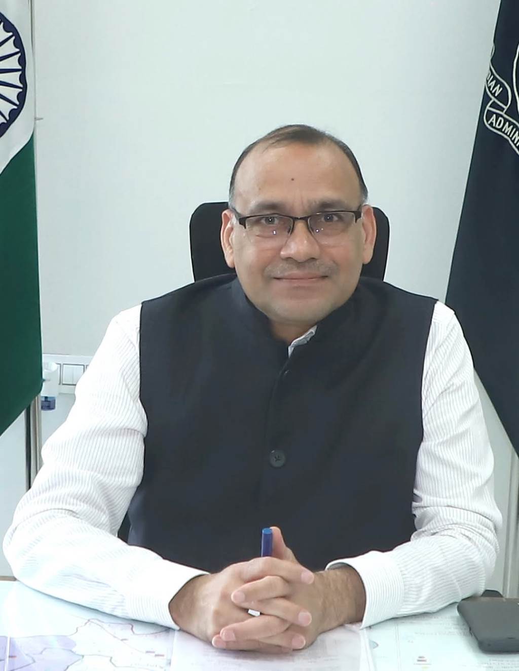 People should take maximum advantage of the Prime Ministers Free Electricity Scheme for Solar Homes Deputy Commissioner Dr Vivek Bharti